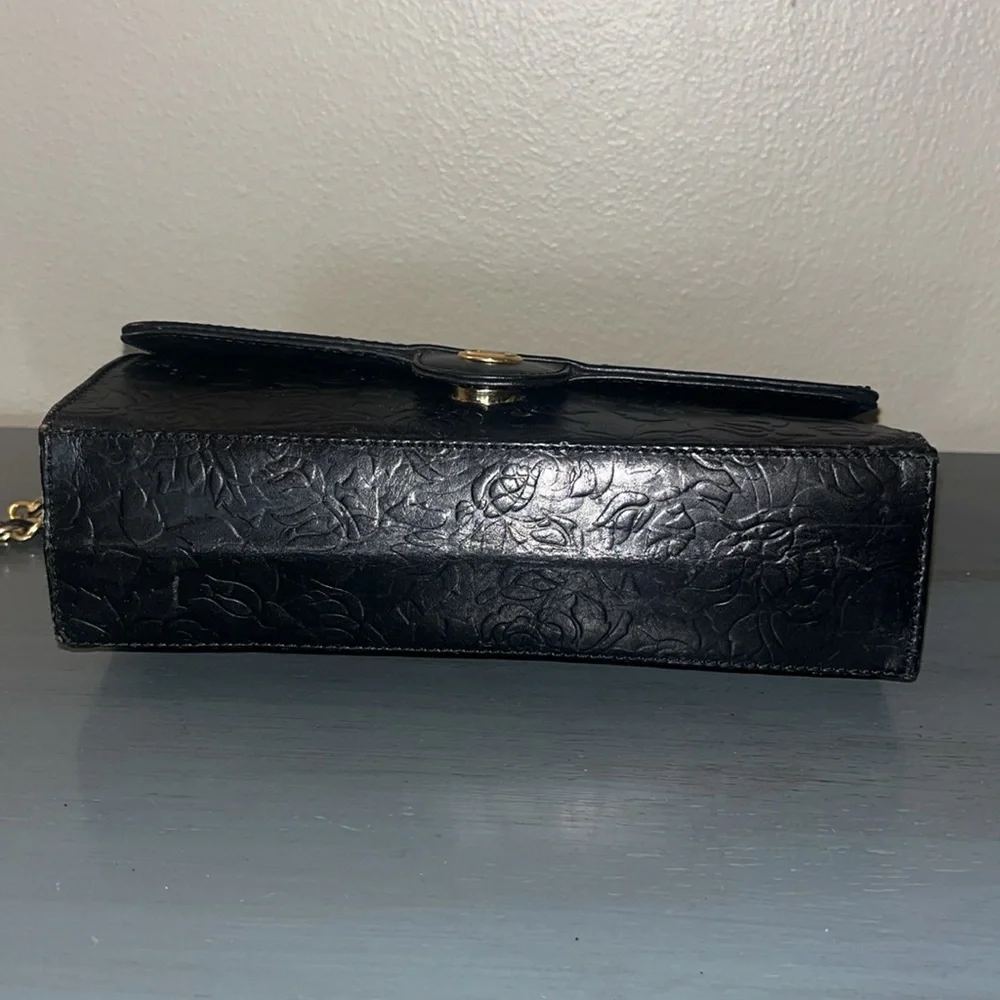 Vintage Valentino Garavani, black leather chain shoulder purse w rose flower EUC